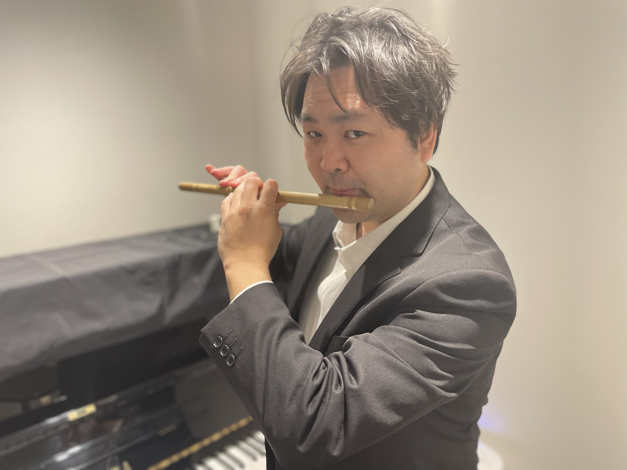 エムラボ・ハッチ/声楽講師の松井永太郎さんにインタビューしてみました！エムラボ・ハッチは“植物園”！？